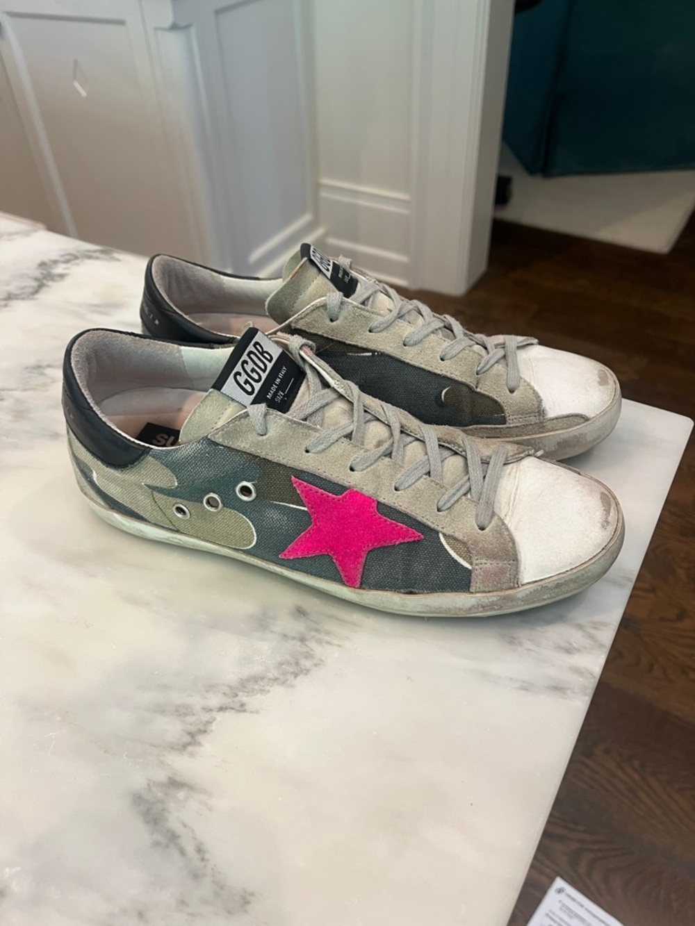 Authentic Golden Goose Sneakers Size 39